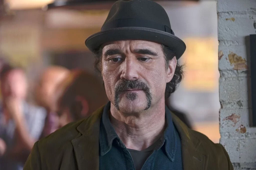 Elias Koteas Reunites with Chicago PD Family for Season 11 Finale Surprise